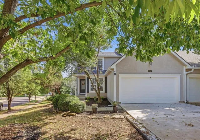 Photo 2 of Multi family home for sale at 7707 W 149th Street, Overland Park, KS 66223 | MLS# 2642441 | Listing updated on 2026-10-01