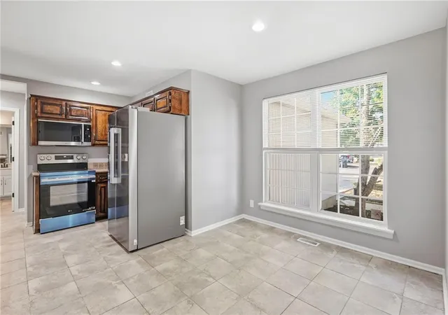 Photo 4 of Multi family home for sale at 7707 W 149th Street, Overland Park, KS 66223 | MLS# 2642441 | Listing updated on 2026-10-01