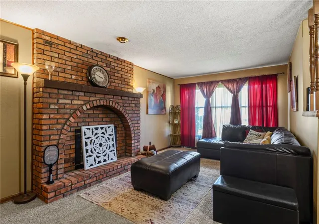 Photo 3 of Single family home for sale at 2608 S 16th Terrace, Leavenworth, KS 66048 | MLS# 2642448 | Listing updated on 2026-09-30