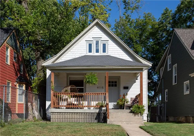 Photo 1 of Single family home for sale at 4115 Tracy Ave, Kansas City, MO 64110 | MLS# 2642456 | Listing updated on 2026-09-18