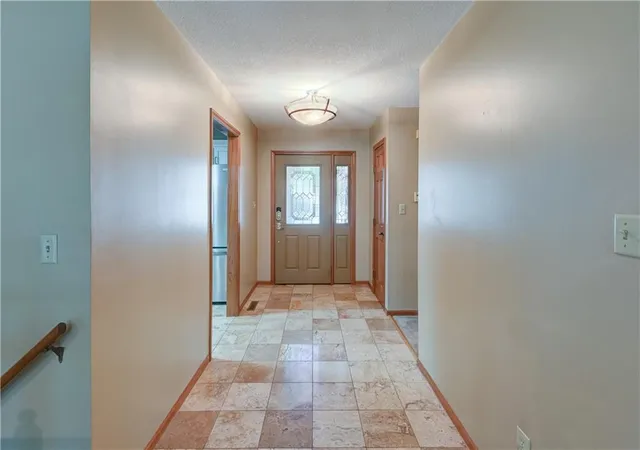 Photo 3 of Single family home for sale at 2919 S Yuma Ct, Independence, MO 64057 | MLS# 2642472 | Listing updated on 2026-10-07