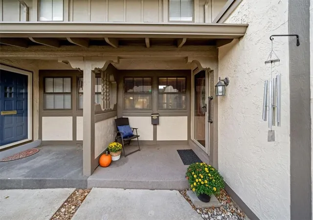 Photo 3 of Condo for sale at 10242 Foster St, Overland Park, KS 66212 | MLS# 2642474 | Listing updated on 2026-10-01