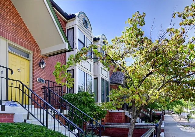 Photo 2 of Condo for sale at 431 W 10th Street, Kansas City, MO 64105 | MLS# 2642476 | Listing updated on 2026-10-03