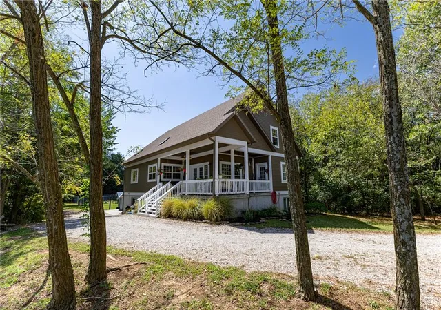 Photo 1 of Sale Pending at 502 E Leighton St, Frontenac, KS 66763 | MLS# 2642491 | Listing updated on 2026-10-07