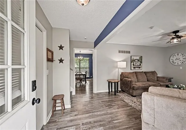Photo 4 of Sale Pending at 11225 N Tracy Ave, Kansas City, MO 64155 | MLS# 2642498 | Listing updated on 2026-10-04