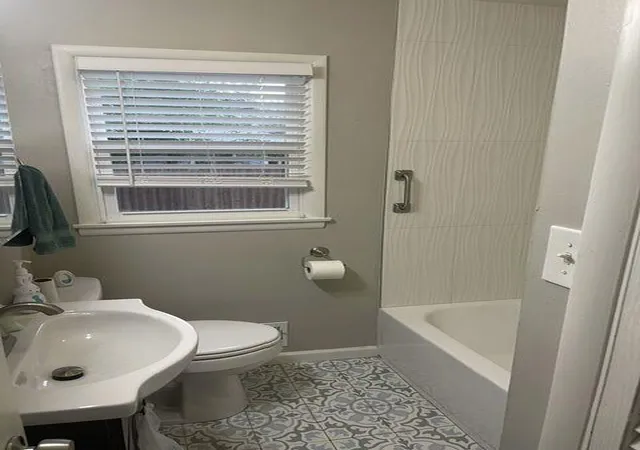Photo 3 of Single family home for sale at 506 E 91st Terrace, Kansas City, MO 64131 | MLS# 2642499 | Listing updated on 2026-09-19