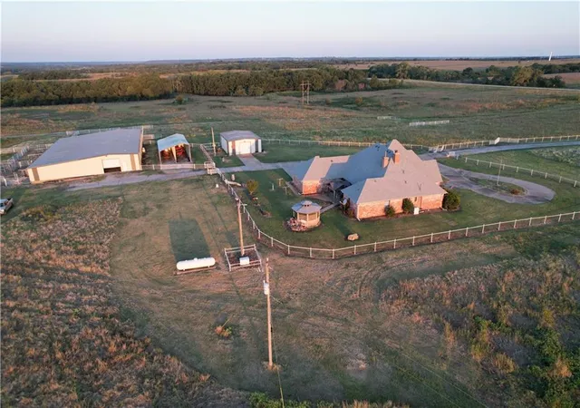 Photo 3 of Single family home for sale at 54087 US Hwy 60, Burbank, OK 74633 | MLS# 2642500 | Listing updated on 2026-09-17
