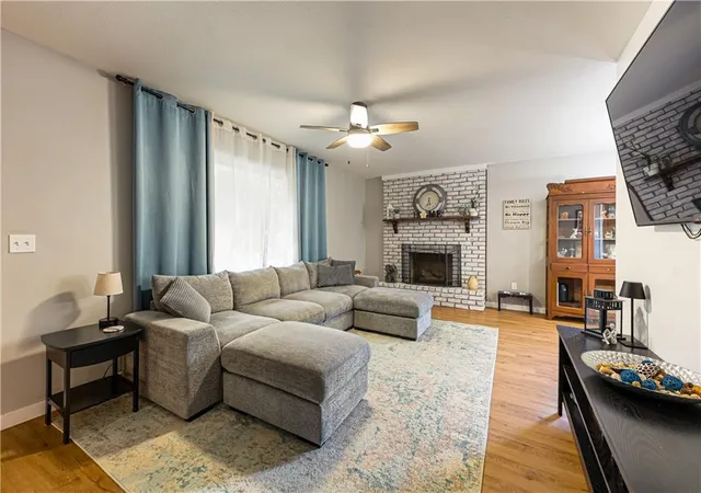 Photo 3 of Sale Pending at 5009 Ne 57th Terrace, Kansas City, MO 64119 | MLS# 2642502 | Listing updated on 2026-09-27