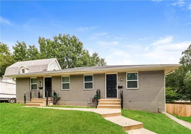Photo 1 of Multi family home for sale at 1911 1913 S Crescent Ave, Independence, MO 64052 | MLS# 2642535 | Listing updated on 2026-09-28