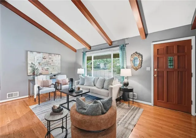 Photo 1 of Single family home for sale at 8133 W 93rd Street, Overland Park, KS 66212 | MLS# 2642536 | Listing updated on 2026-09-17