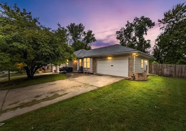 Photo 1 of Single family home for sale at 3800 S Drumm Ave, Independence, MO 64055 | MLS# 2642541 | Listing updated on 2026-09-23