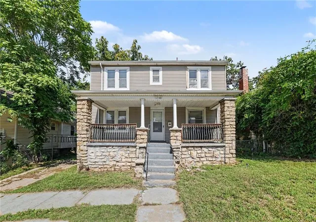 Single family home for sale at 1700 E 51st Street, Kansas City, MO 64110 | MLS# 2642548