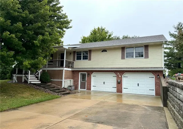 Photo 1 of Single family home for sale at 314 E Thompson St, Maryville, MO 64468 | MLS# 2642549 | Listing updated on 2026-10-08