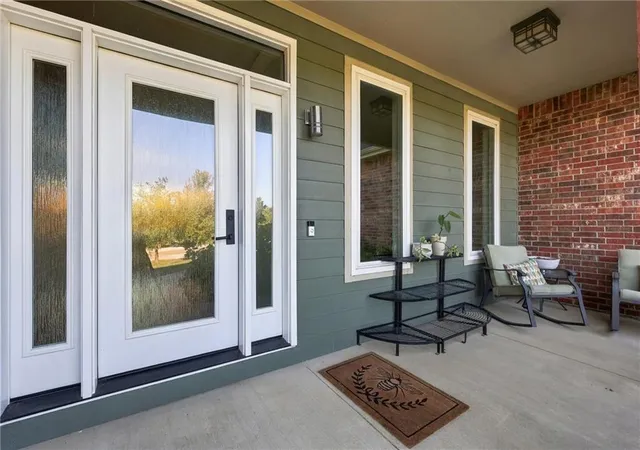 Photo 4 of Single family home for sale at 22205 143rd Parkway, Basehor, KS 66007 | MLS# 2642551 | Listing updated on 2026-10-15