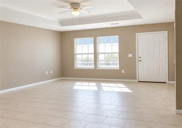 Photo 4 of House for sale at 609 W Market St, Warrensburg, MO 64093 | MLS# 2642558 | Listing updated on 2026-09-19