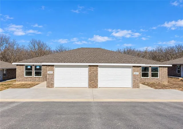 Photo 1 of Multi family home for sale at 899 W Gay St, Warrensburg, MO 64093 | MLS# 2642561 | Listing updated on 2026-09-19