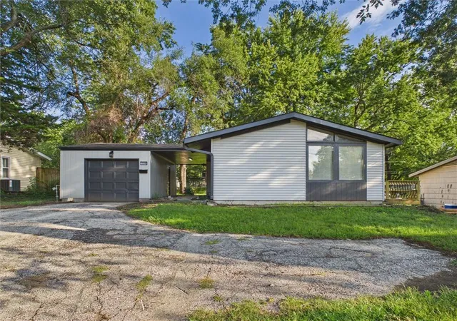 Photo 1 of Single family home for sale at 12206 E 47th Street S, Independence, MO 64055 | MLS# 2642577 | Listing updated on 2026-10-02