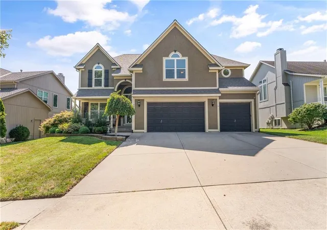 Photo 1 of Single family home for sale at 7913 W 155th Place, Overland Park, KS 66223 | MLS# 2642583 | Listing updated on 2026-09-21