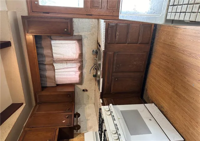 Photo 4 of Single family home for sale at 7044 Coronado St, Kansas City, MO 64152 | MLS# 2642588 | Listing updated on 2026-10-06