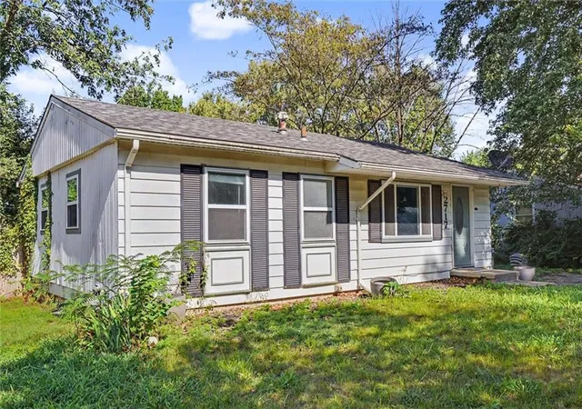 Photo 3 of Single family home for sale at 2717 Bonanza St, Lawrence, KS 66046 | MLS# 2642591 | Listing updated on 2026-09-17