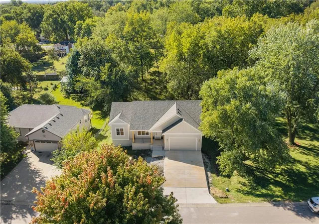 Photo 2 of Single family home for sale at 1306 Hamilton St, Pleasant Hill, MO 64080 | MLS# 2642597 | Listing updated on 2026-10-03