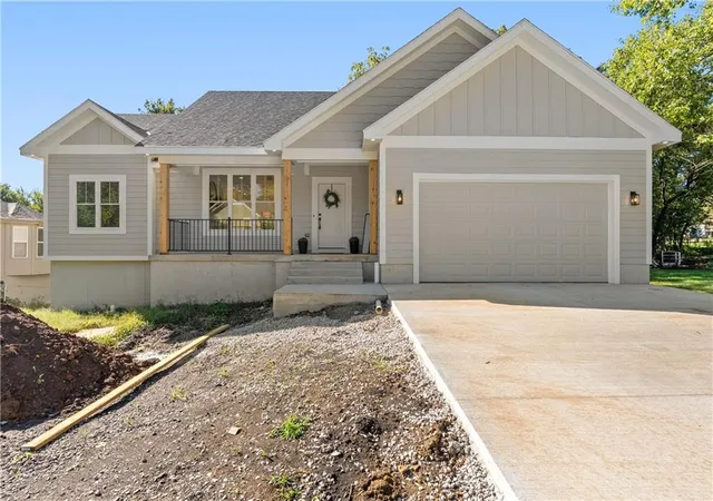 Photo 3 of Single family home for sale at 1306 Hamilton St, Pleasant Hill, MO 64080 | MLS# 2642597 | Listing updated on 2026-10-03