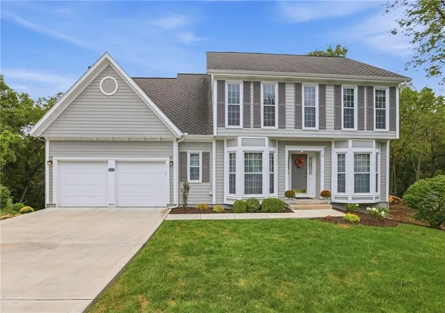 Photo 1 of Sale Pending at 15511 Beverly St, Overland Park, KS 66223 | MLS# 2642598 | Listing updated on 2026-09-29