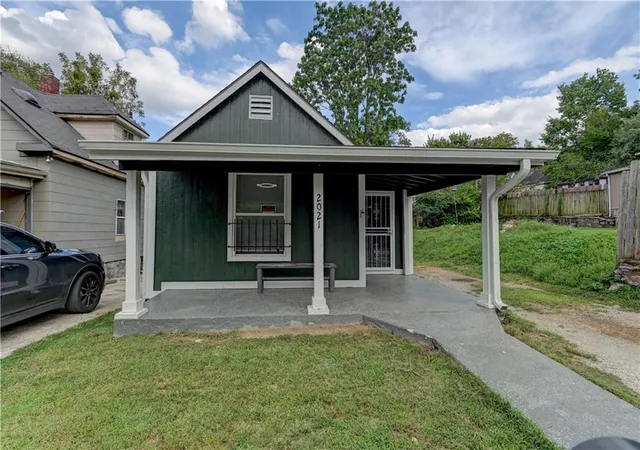 Photo 1 of Single family home for sale at 2021 Elmwood Ave, Kansas City, MO 64127 | MLS# 2642599 | Listing updated on 2026-09-17