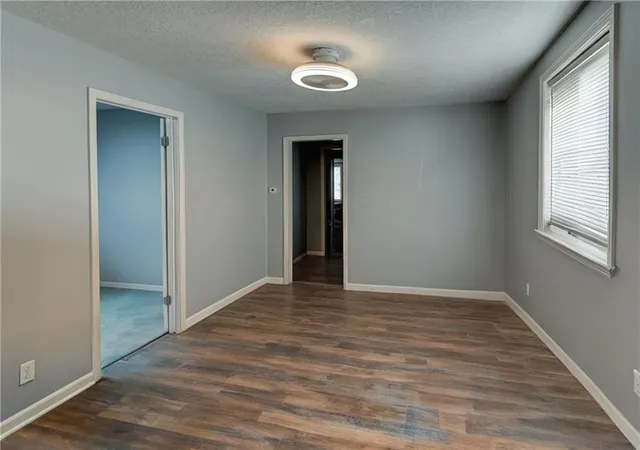 Photo 3 of Single family home for sale at 2021 Elmwood Ave, Kansas City, MO 64127 | MLS# 2642599 | Listing updated on 2026-09-17