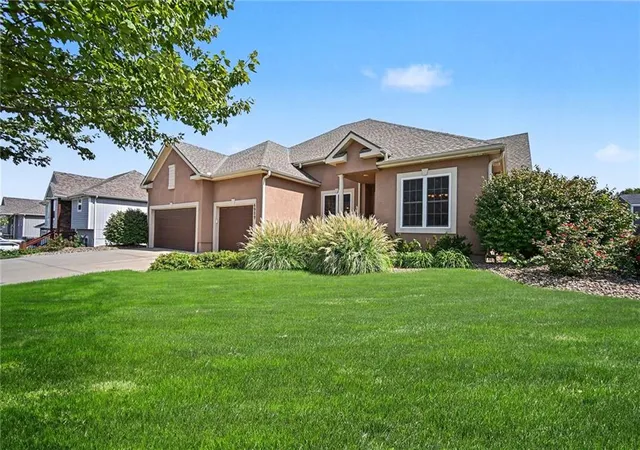 Photo 1 of Single family home for sale at 6989 141st Street, Basehor, KS 66007 | MLS# 2642606 | Listing updated on 2026-10-04