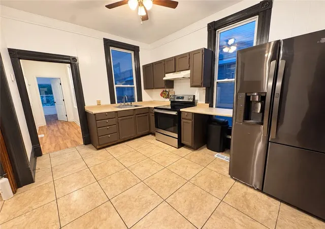 Photo 3 of Single family home for sale at 813 Columbia Ave, Leavenworth, KS 66048 | MLS# 2642608 | Listing updated on 2026-10-18