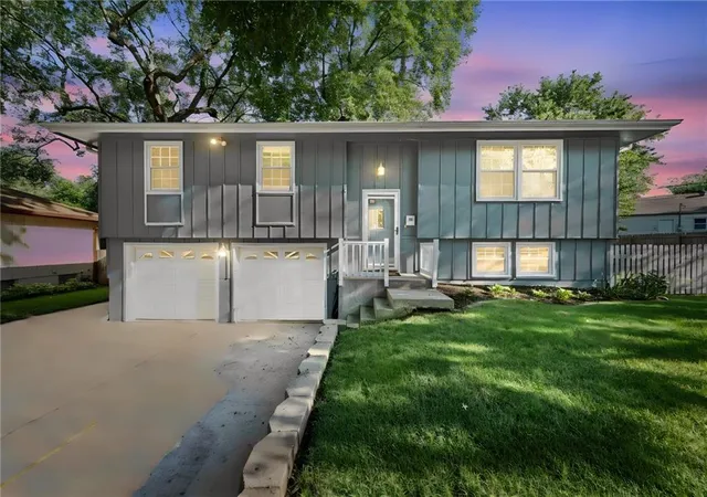 Photo 1 of Sale Pending at 11618 W 69th Street, Shawnee, KS 66203 | MLS# 2642617 | Listing updated on 2026-09-26