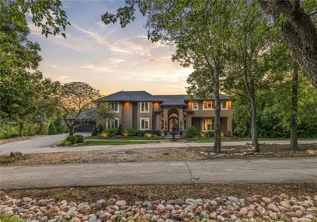 Photo 3 of Sale Pending at 21425 W 83rd Street, Lenexa, KS 66220 | MLS# 2642622 | Listing updated on 2026-10-02