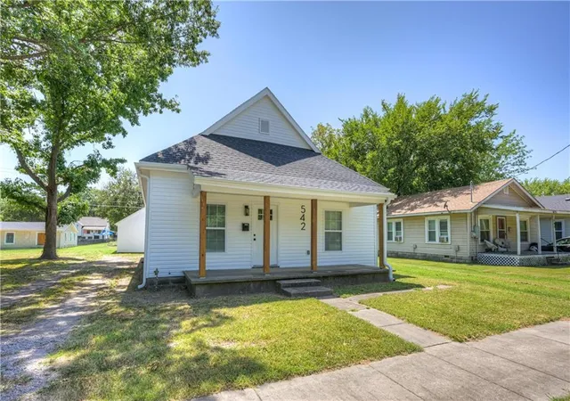 Photo 1 of Sale Pending at 542 E 23rd Street, Pittsburg, KS 66762 | MLS# 2642629 | Listing updated on 2026-10-02
