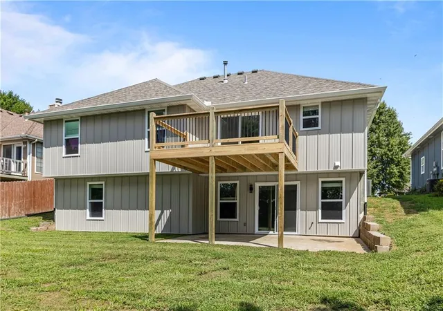 Photo 4 of Sale Pending at 908 Coventry Ct, Warrensburg, MO 64093 | MLS# 2642630 | Listing updated on 2026-09-24