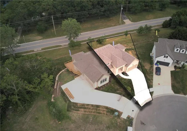 Photo 2 of Townhouse for sale at 22310 W 76th Street, Shawnee, KS 66227 | MLS# 2642631 | Listing updated on 2026-10-04