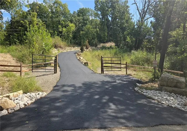 Photo 2 of Single family home for sale at 2909 S 74th Street, Kansas City, KS 66106 | MLS# 2642644 | Listing updated on 2026-09-24