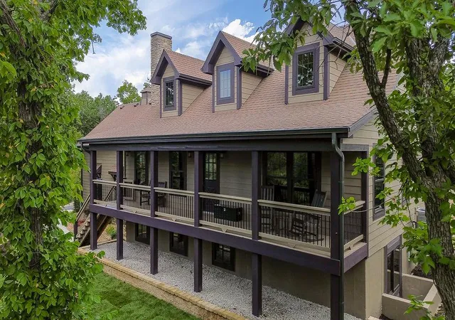 Single family home for sale at 2909 S 74th Street, Kansas City, KS 66106 | MLS# 2642644