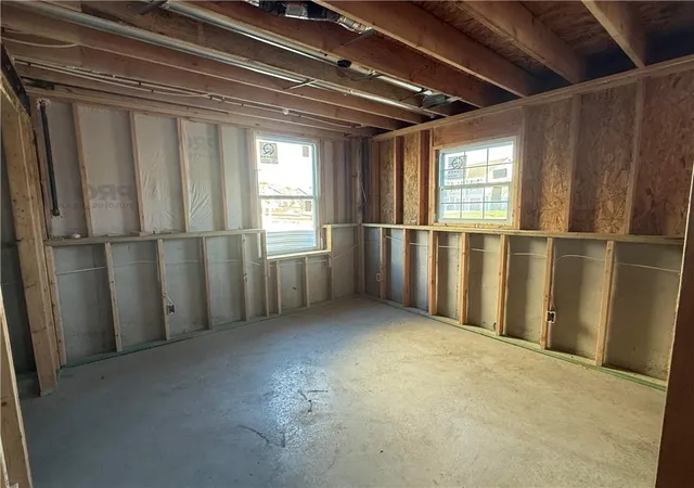 Photo 3 of Single family home for sale at 6019 Ne 118th Terrace, Kansas City, MO 64156 | MLS# 2642653 | Listing updated on 2026-10-10
