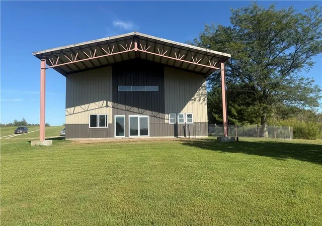 Photo 3 of Single family home for sale at 30607 Kite Rd, Conception Junction, MO 64434 | MLS# 2642659 | Listing updated on 2026-09-18
