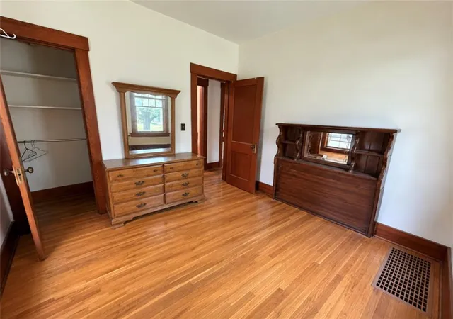 Photo 8 of Sale Pending at 616 S Walnut St, Maryville, MO 64468 | MLS# 2642672 | Listing updated on 2026-10-01