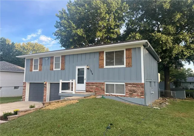Photo 1 of Sale Pending at 1314 R D Mize Rd, Grain Valley, MO 64029 | MLS# 2642677 | Listing updated on 2026-10-08