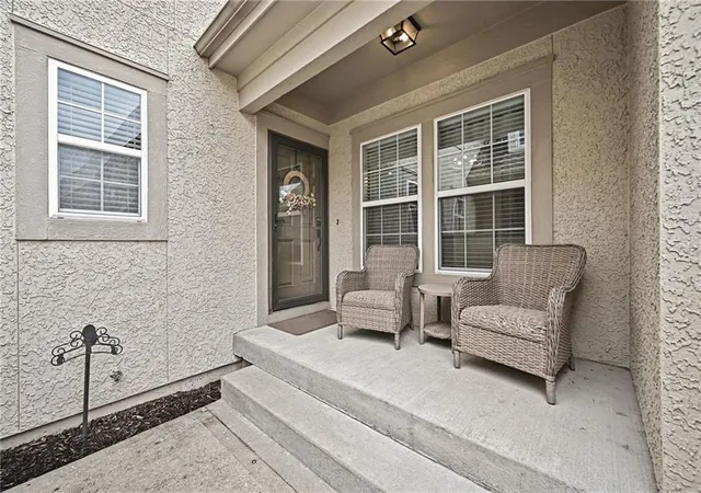 Photo 2 of Townhouse for sale at 2118 Ne 107th Terrace, Kansas City, MO 64155 | MLS# 2642679 | Listing updated on 2026-10-06
