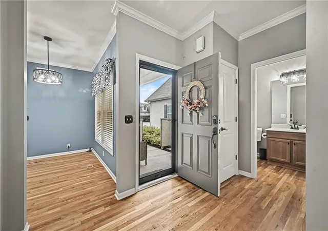 Photo 3 of Townhouse for sale at 2118 Ne 107th Terrace, Kansas City, MO 64155 | MLS# 2642679 | Listing updated on 2026-10-06