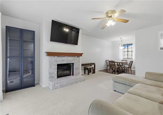 Photo 2 of Townhouse for sale at 10806 Westgate Rd, Overland Park, KS 66210 | MLS# 2642684 | Listing updated on 2026-10-04