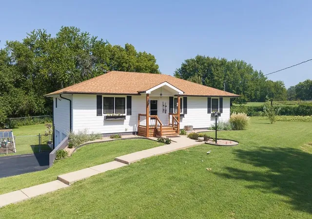 Photo 1 of Sale Pending at 22400 W 73rd Terrace, Shawnee, KS 66227 | MLS# 2642707 | Listing updated on 2026-09-21