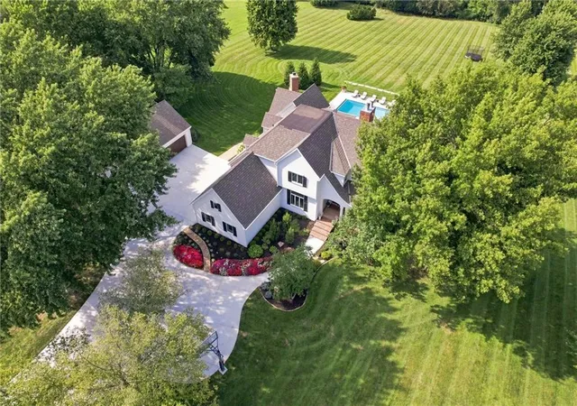 Photo 1 of Sale Pending at 5700 W 183rd Street, Stilwell, KS 66085 | MLS# 2642710 | Listing updated on 2026-09-22