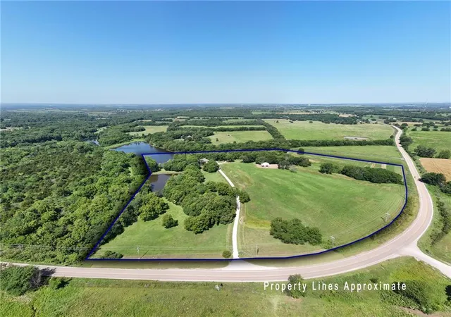 Photo 2 of Single family home for sale at 703 Us 40 Hwy, Lawrence, KS 66049 | MLS# 2642718 | Listing updated on 2026-09-30