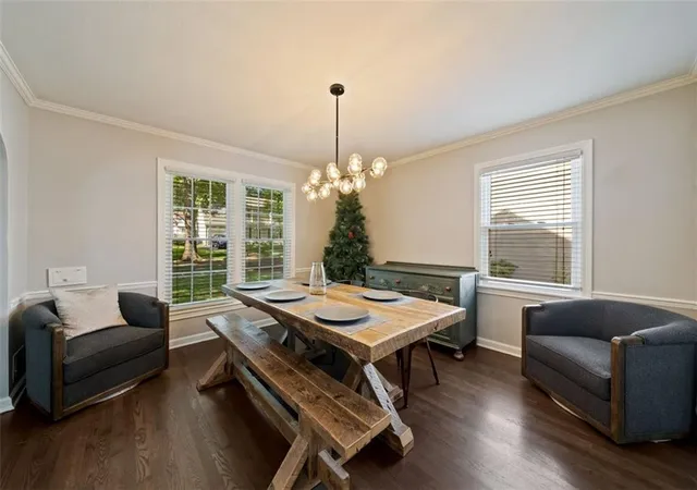 Photo 3 of Sale Pending at 7411 Campbell St, Kansas City, MO 64131 | MLS# 2642720 | Listing updated on 2026-10-05