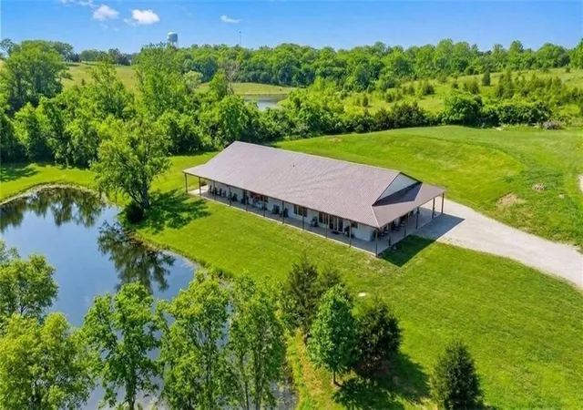 Photo 3 of Single family home for sale at 12820 NW Crooked Rd, Kansas City, MO 64152 | MLS# 2642725 | Listing updated on 2026-09-18
